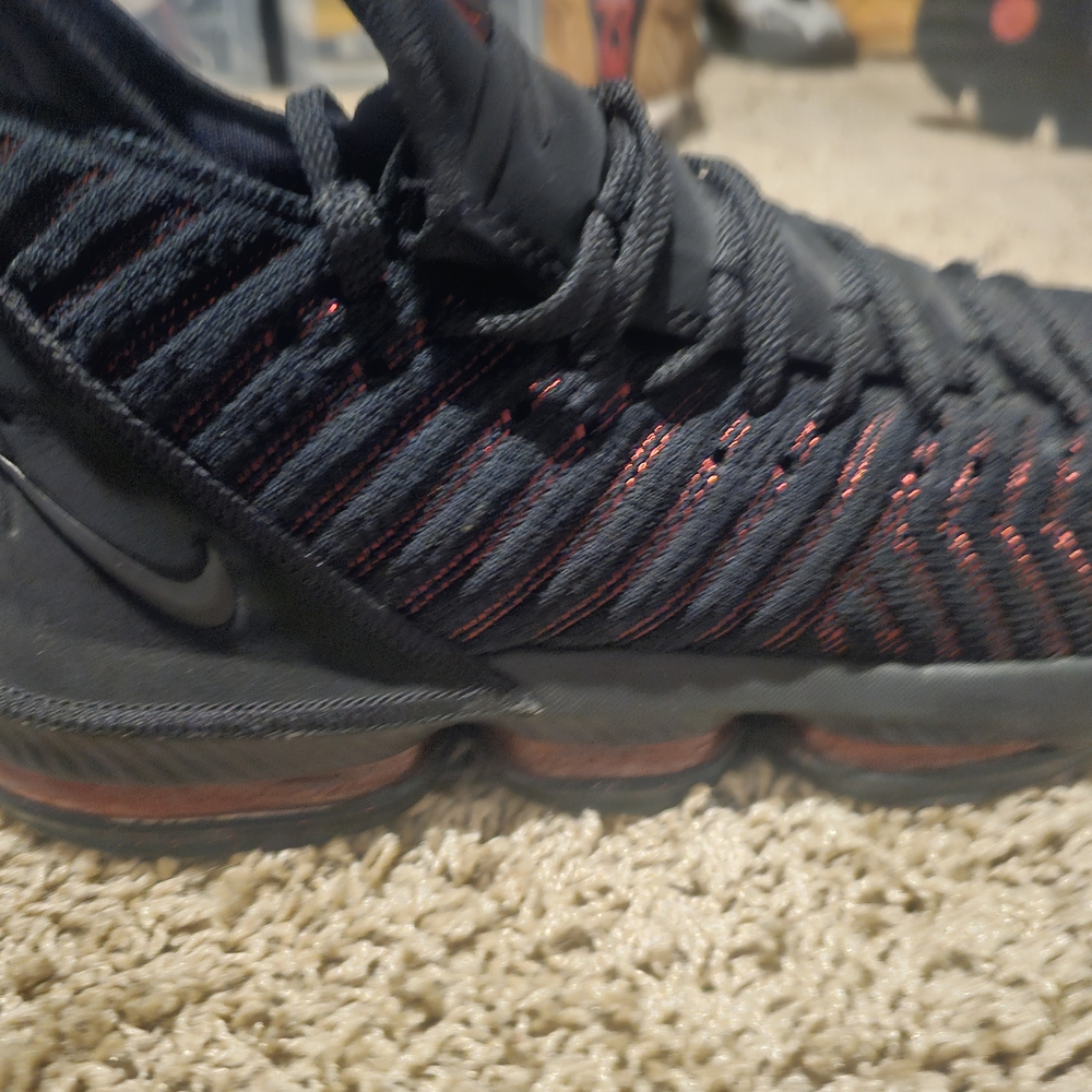 Nike Men’s Black with Red Accent Athletic Sneakers